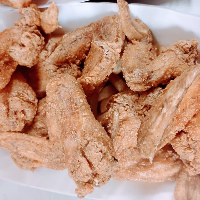 12 Wings Bucket.