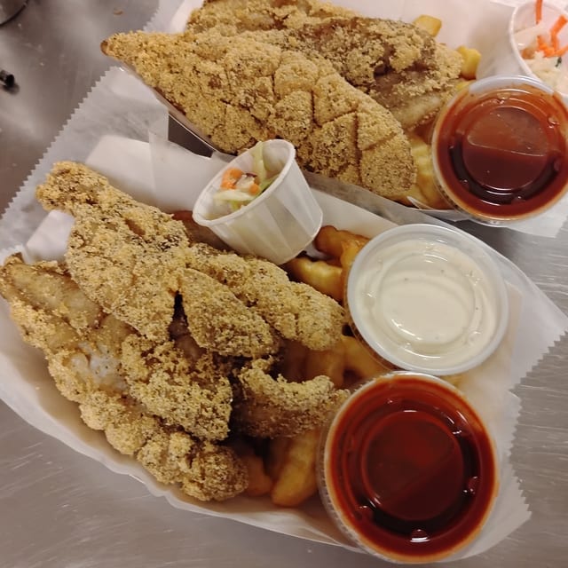 2 Perch Dinner.