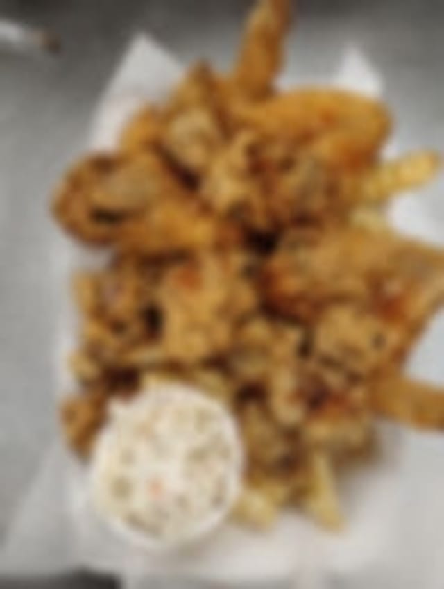 Liver and 3 Wings Dinner.