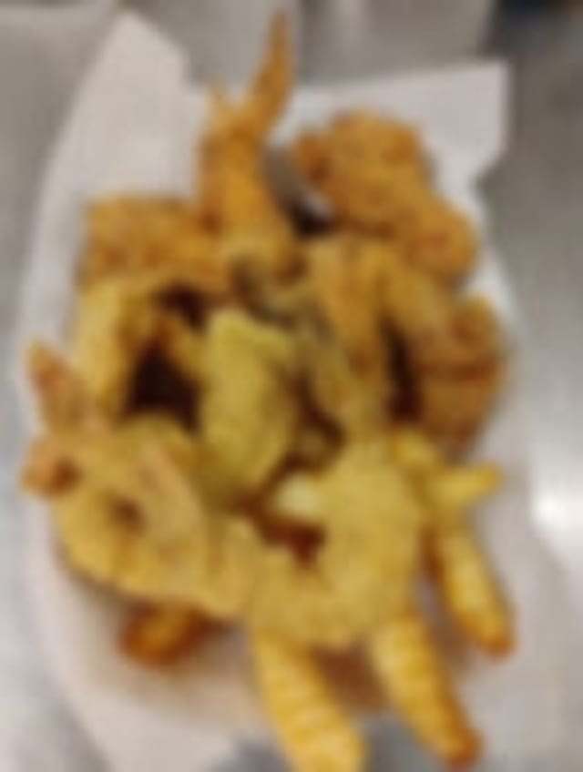 3 Jumbo Shrimp and 3 Wings Combo.